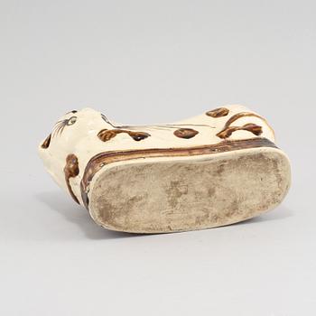 KUDDE, porslin, Kina 1800/1900-tal.
