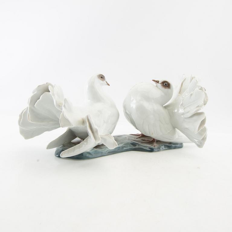 Fritz Heidenreich, Figure Rosenthal Germany 20th century porcelain.