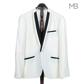 177. TIGER OF SWEDEN, a men´s white and black tuxedo with jacket and pants, size 48.