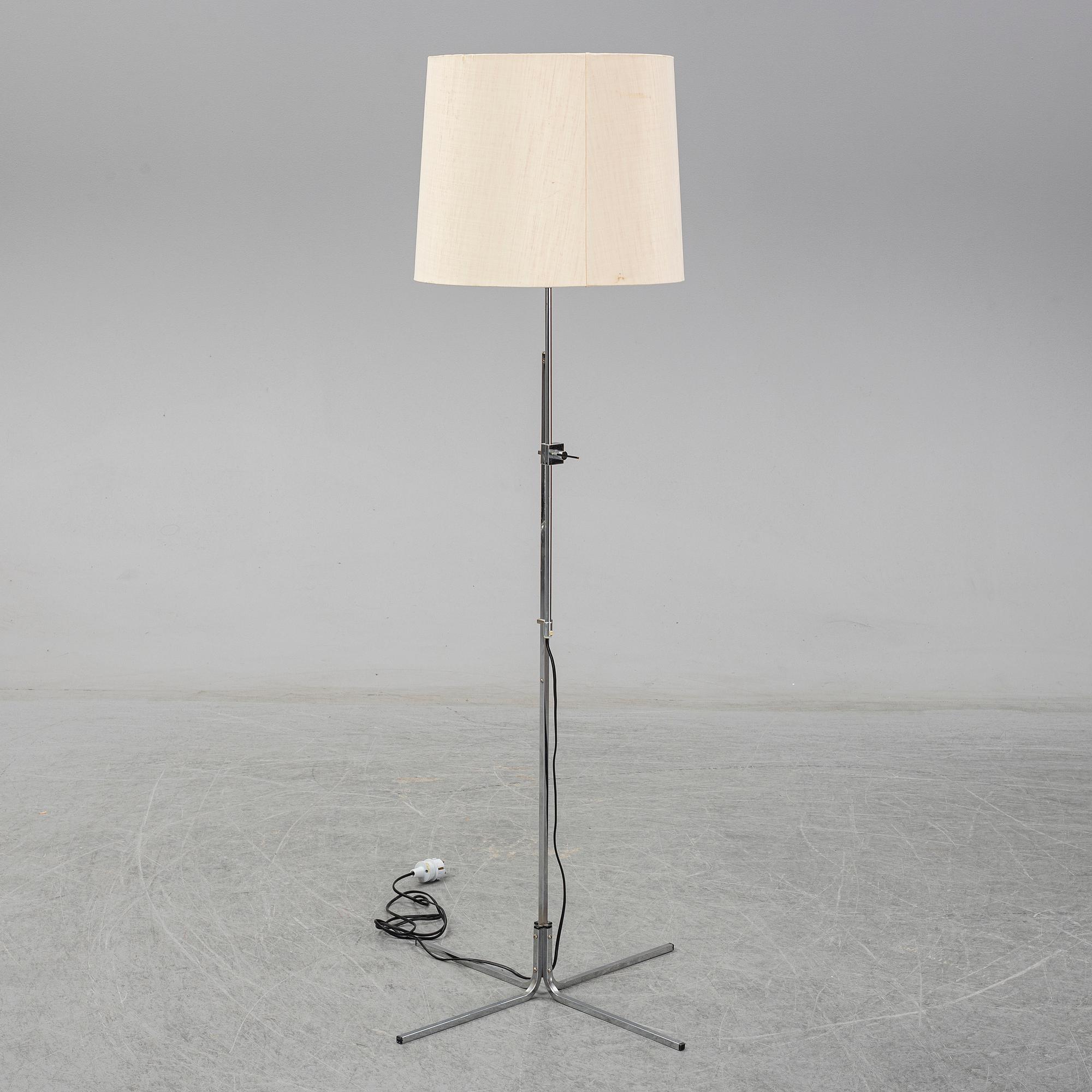 HANS EICHENBERGER, golvlampa, Lilux, 1900-talets slut.