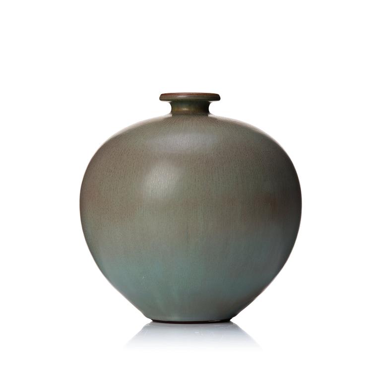 Berndt Friberg, a stoneware vase, Gustavsberg studio, Sweden 1968.