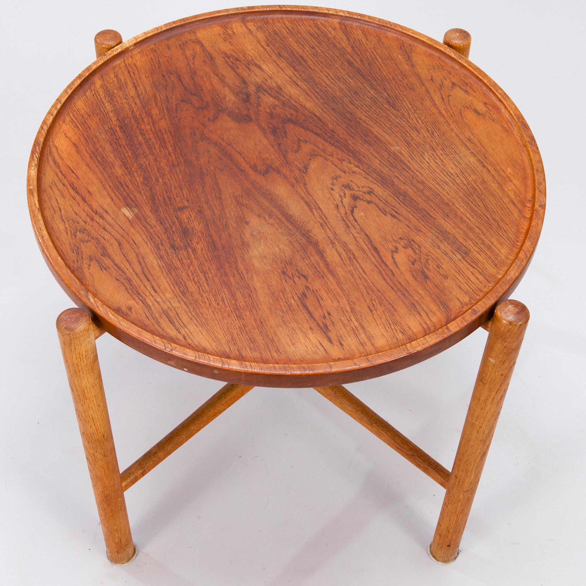 HANS J WEGNER, tarjotinpöytä, mall PP35, Andreas Tuck Tanska 1900-luvun puoliväli.