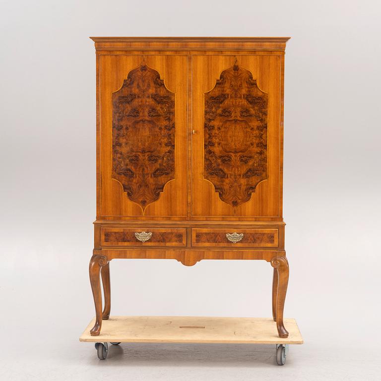 An 'Essex' drinks cabinet, Nordiska Kompaniet, 1947.