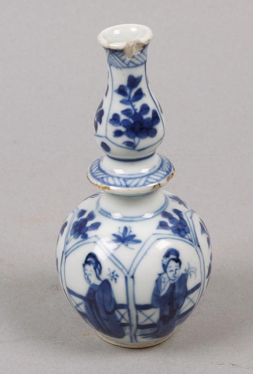 MINIATYRVAS, porslin, Kangxi (1662-1722), Kina.