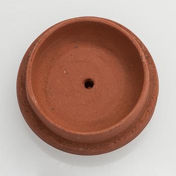 Teekannu, yixing-keramiikkaa, Kiina, 1900-luku.