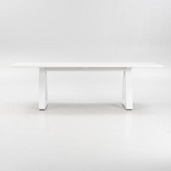 Thomas Eriksson, a 'Bermuda' dining table, Asplund.