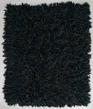 Lena Rewell-Gripenberg,  matto, "Peikko", Lena Rewell Textilstudio. Noin 200 x 150 cm.