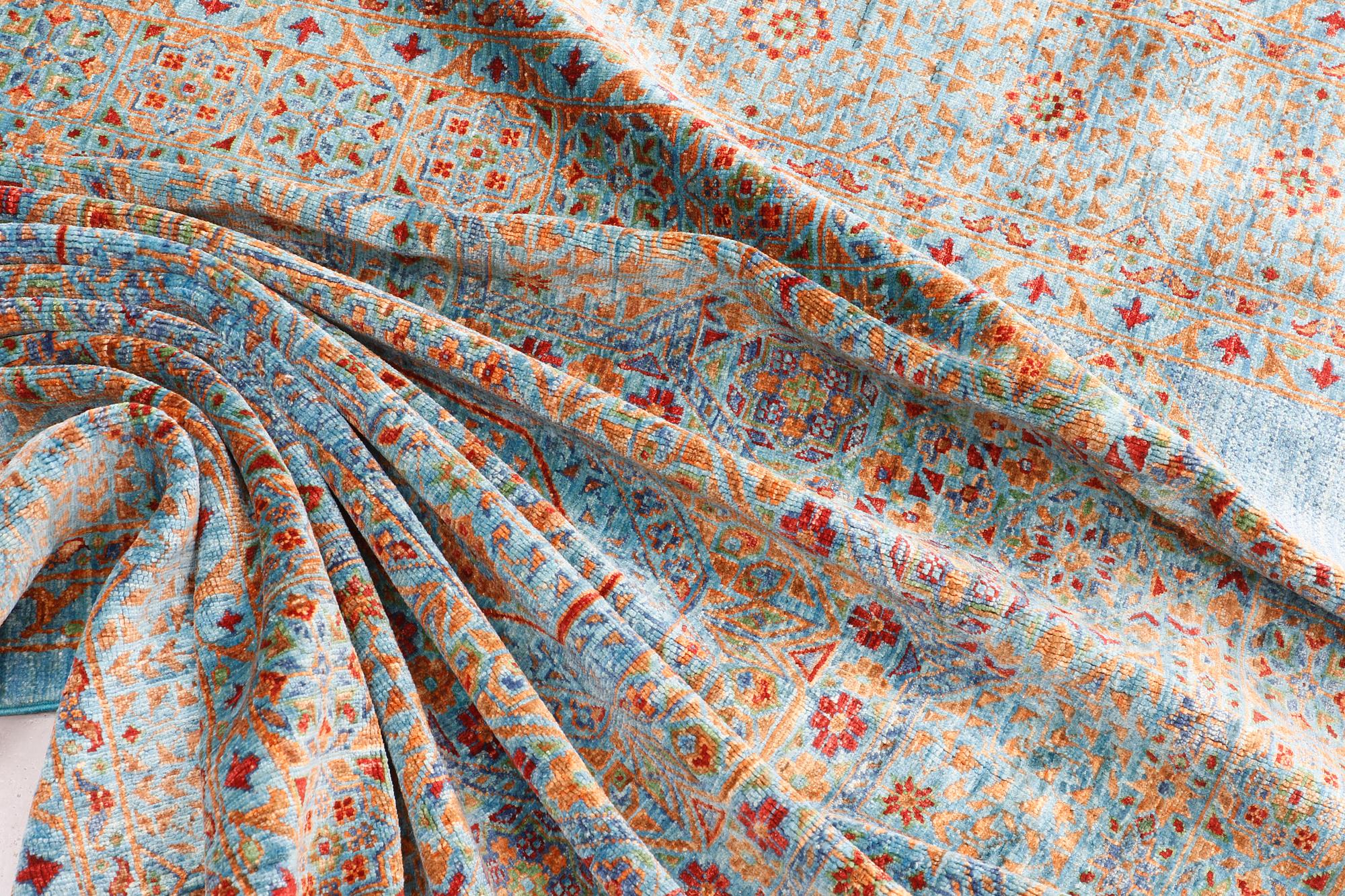 An oriental carpet with a Mamluk pattern, ca 299 x 210 cm.