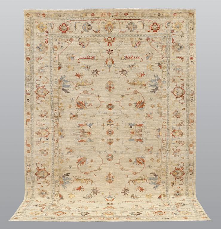 A carpet, oriental, ca 295 x 203 cm.