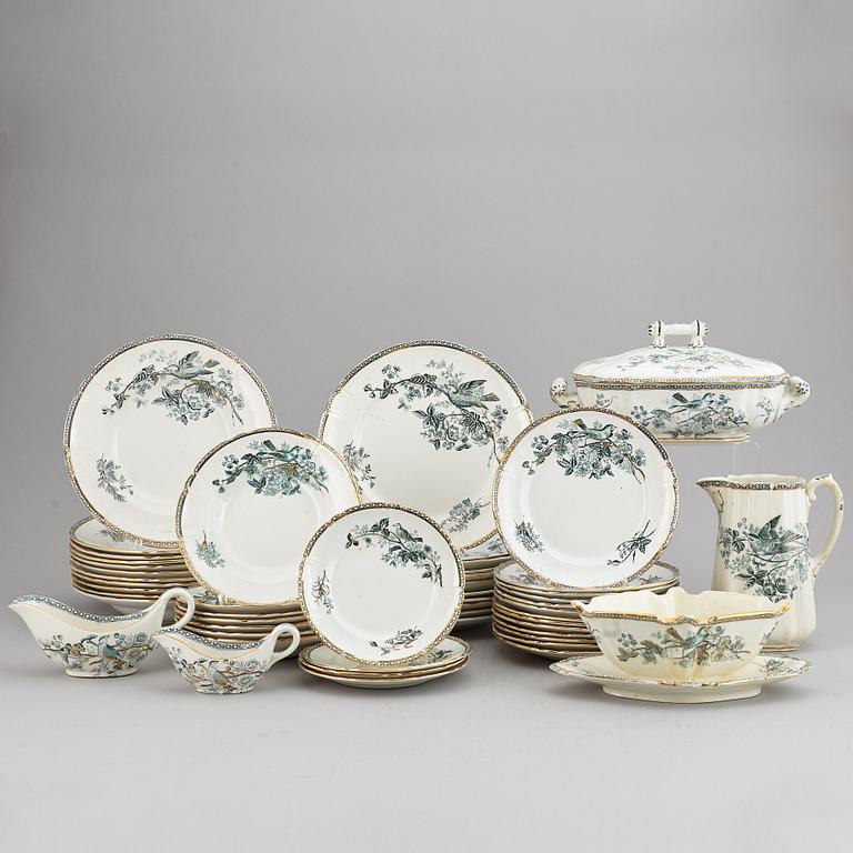 A Gustafsberg 'Weixö' part dinner service.
