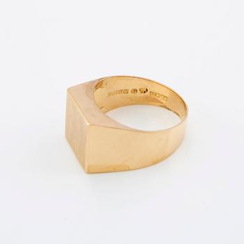 Cocktail ring 18K gold, Alton Falköping 1969.