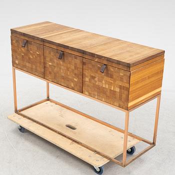 Jonas Lindvall, a oak sideboard.