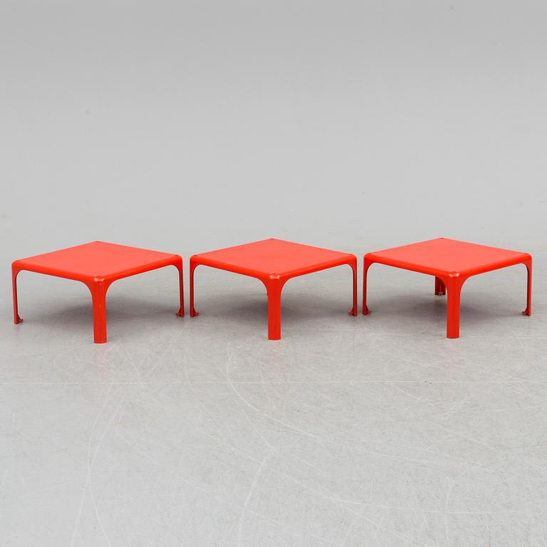 VICO MAGISTRETTI, bord, 3 st, "Demetrio 45", Artemide, Milano, Italien.