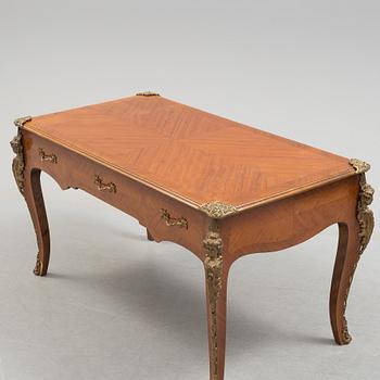 a rococo-style writing desk from the middle of the 20th century.