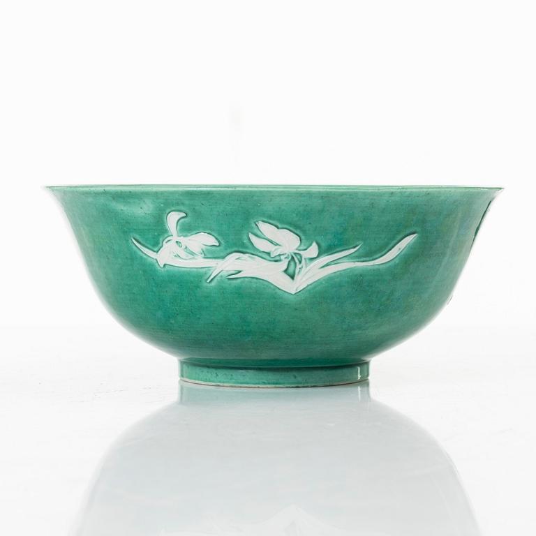 A Chinese green glazed 'three friends of winter' bowl, Republic, 20th century.