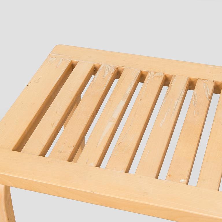 Alvar Aalto, bänk, modell 153A, Artek 1990-tal.