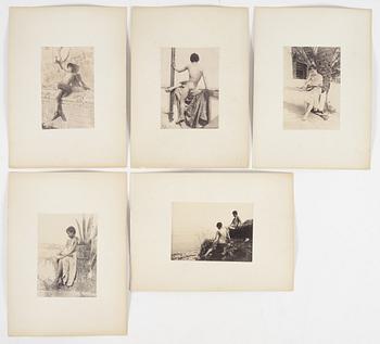 Wilhelm von Gloeden, folder with 5 photographs.
