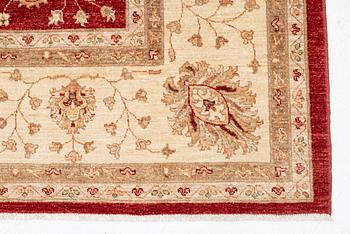 Matta, Ziegler design, 370 x 275 cm.