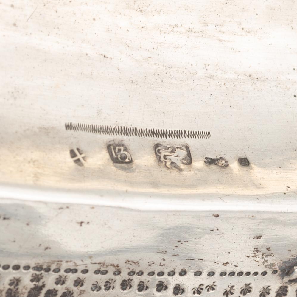 Presenterfat, låghaltigt silver, barockstil, omkring år 1900.