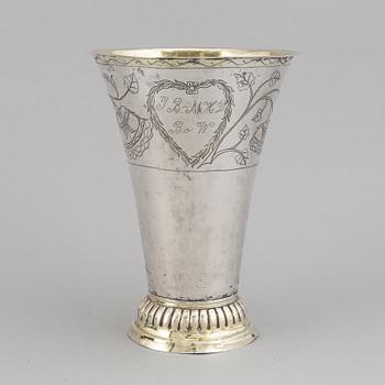 A Swedish 19th century parcel-gilt silver beaker, mark of JP Molér, (Visby) 1820.