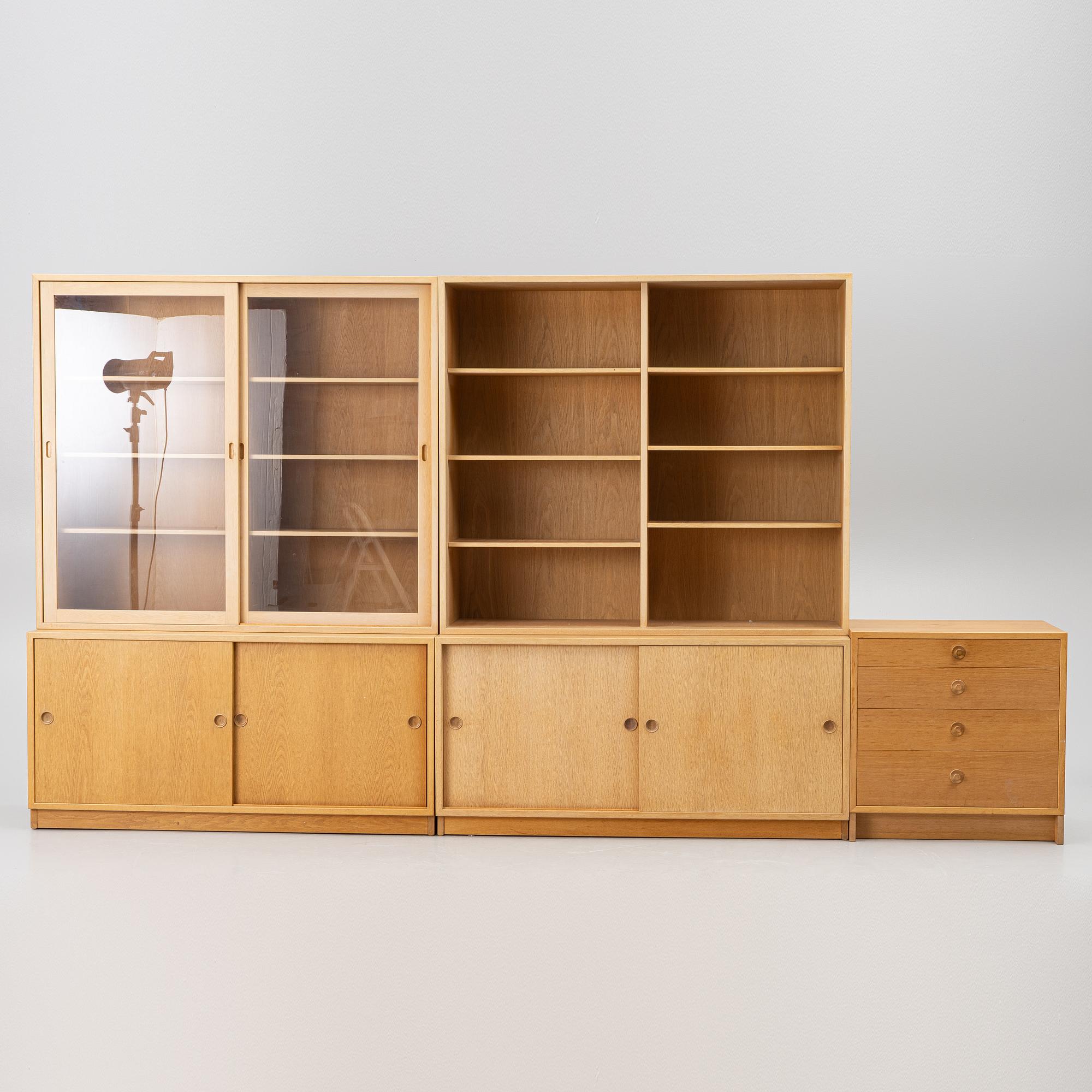 Børge Mogensen, bokhyllor, 2 st samt en byrå, "Öresund", Karl Andersson & Söner, 1900-tales andra hälft.