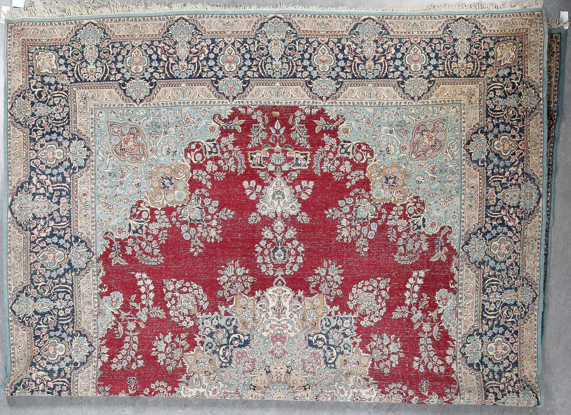 MATTA, old/semiantik Kirman ca 421x292 cm.