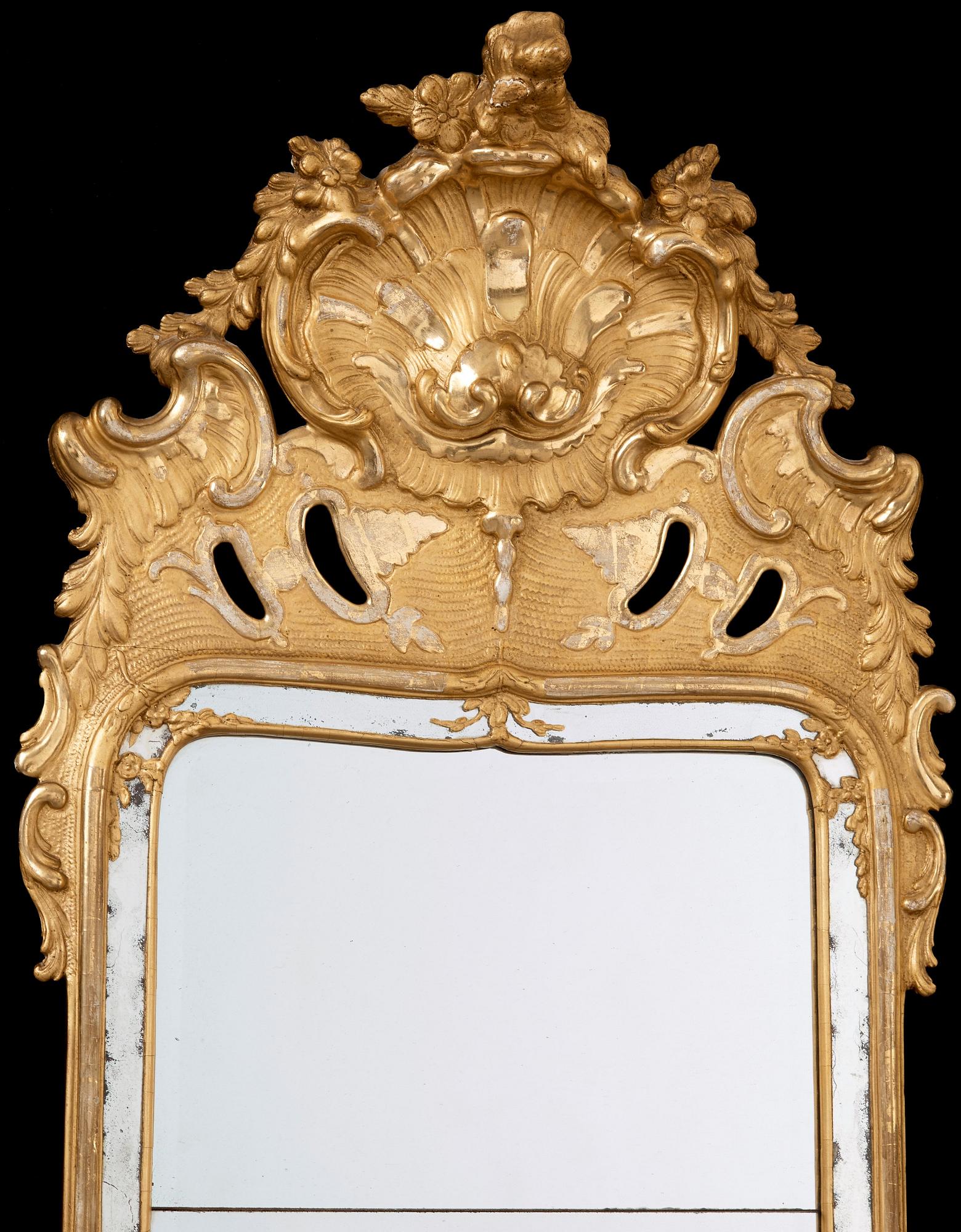 SPEGEL. Stockholmsarbete, daterad 1763 . Rokoko.