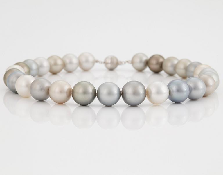 A NECKLACE of cultured Tahiti pearls.