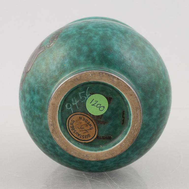 Wilhelm Kåge, a set of five 'Argenta' stoneware bowls, an ashtray and a vase, Gustavsberg.