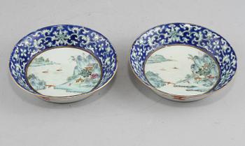 FAT, ett par, porslin, Qing dynastin, 1800-tal.