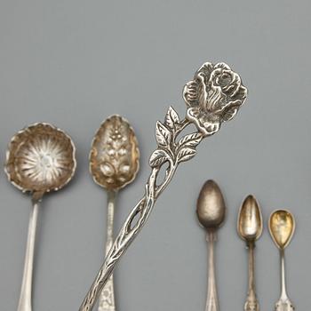 PARTI SILVER, ca 60 delar. Bestick. Bl a CG Hallberg 1952. Tot ca 1800 g.