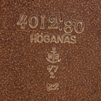 FÖRVARINGSKÄRL HÖGANÄS, 2 st, saltglaserat stengods, 1900-talets första del.