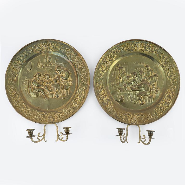 Väggplåtar, ett par mässing, barockstil, 1800-talets andra hälft.