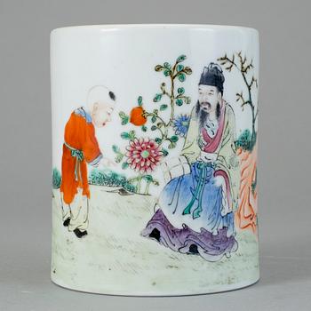 PENSELSTÄLL, porslin, Kina, 1900-tal.