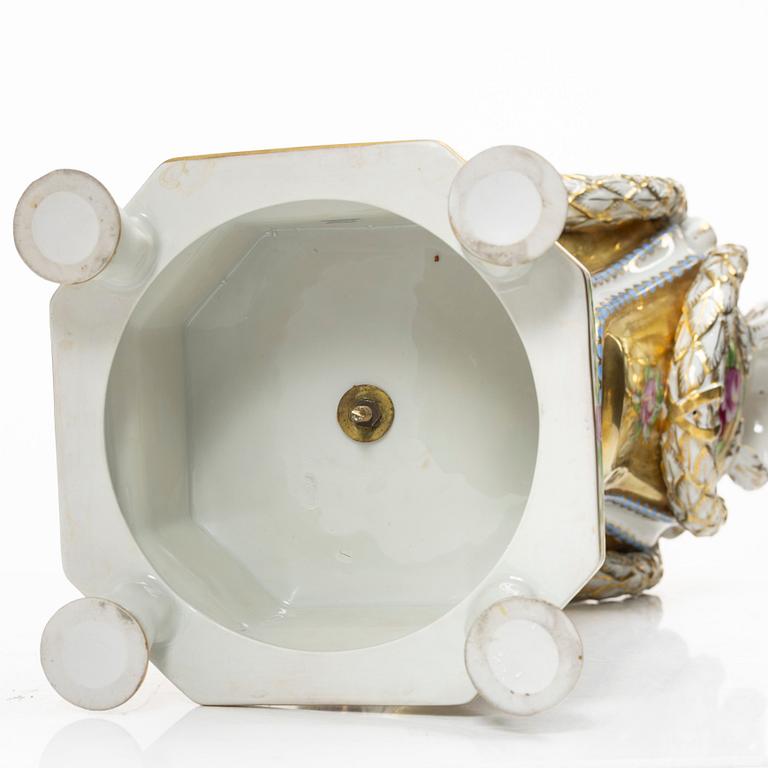 A Louis XVI-style potpurri porcelain urn, Dresden, Germany, 20th century.