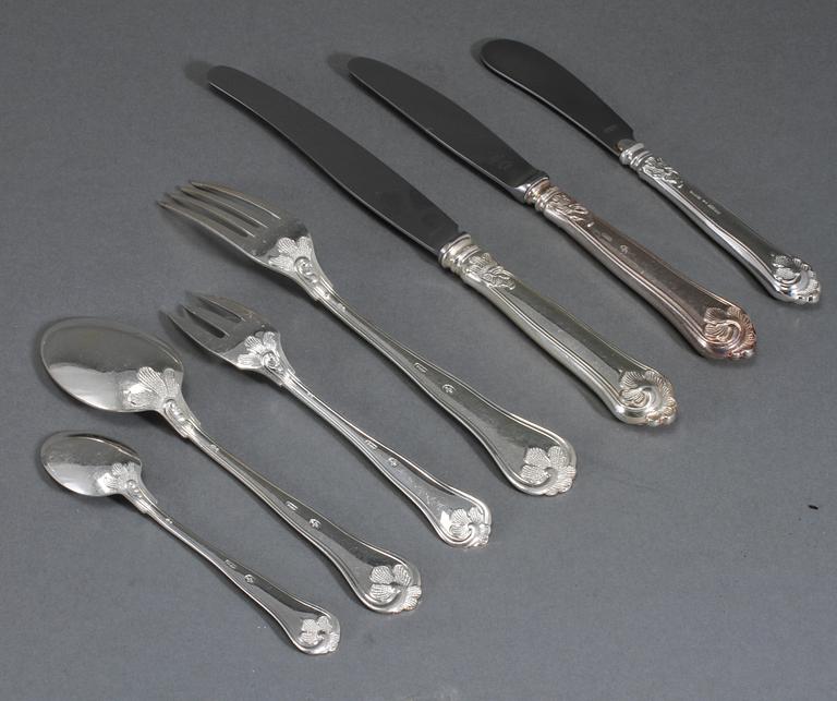 MATSILVER, 55 delar, silver, sachsisk modell, bl a Cohr, Danmark. Total vikt med stålblad ca 2162 gram.