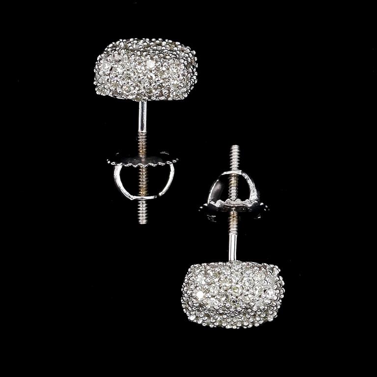 EARRINGS, brilliant cut diamonds, tot. app. 1.80 cts.