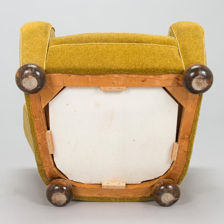 Märta Blomstedt, an 'Aulanko-model' armchair. Designed in 1939.