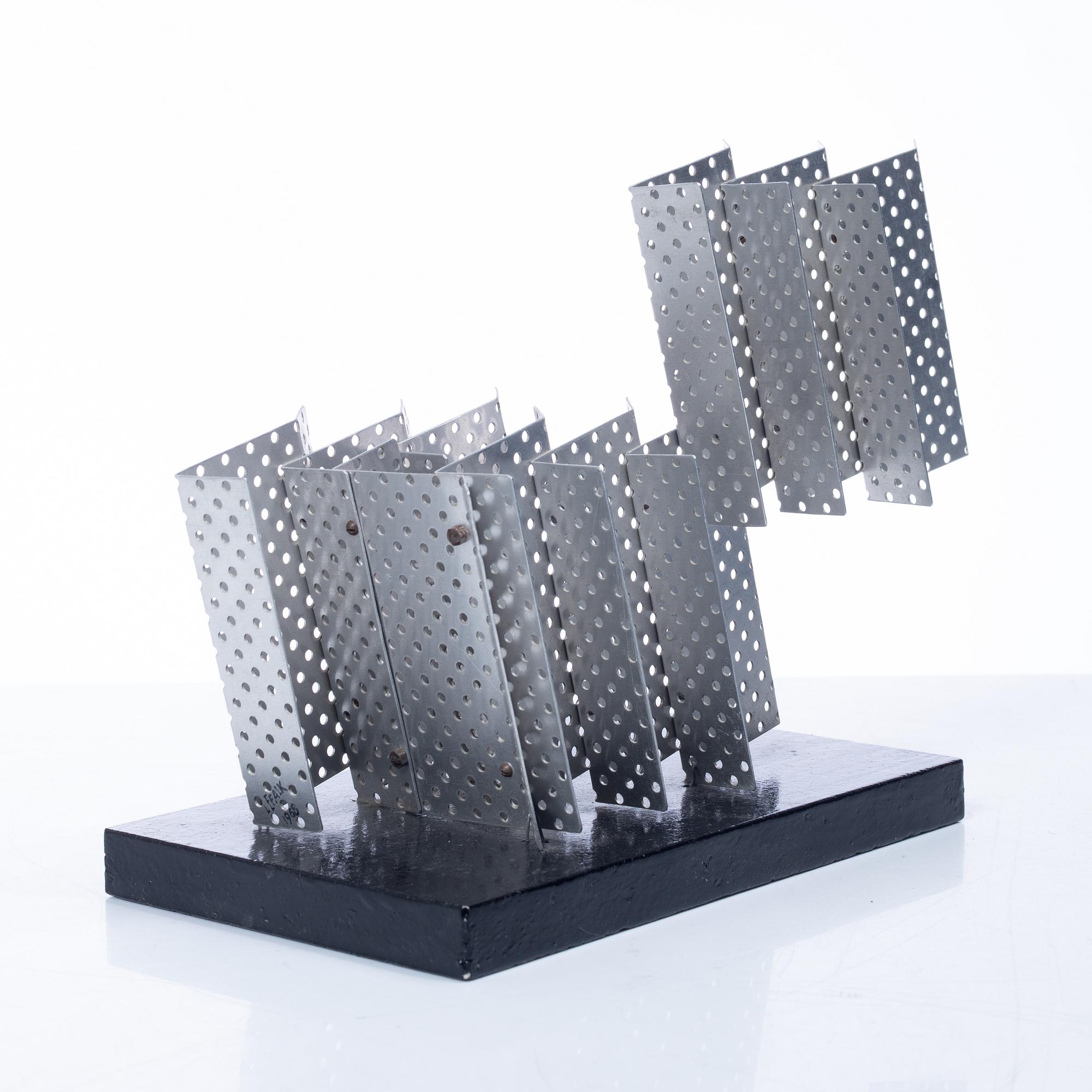 Lars Erik Falk, "P23".