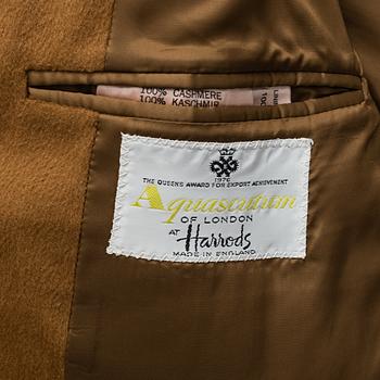 AQUASCUTUM, rock, Harrods, England.