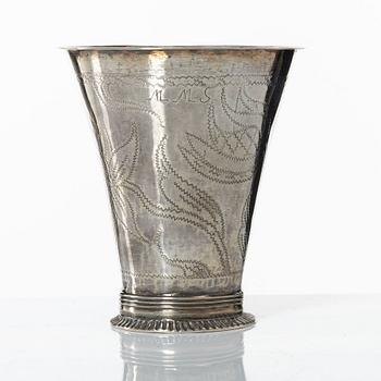 Bägare, silver, troligen Petter Åkerman, Stockholm 1756.