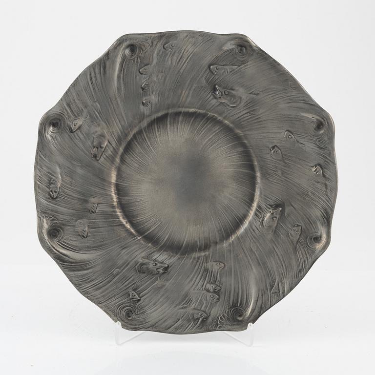 An art noveau pewter charger by Olof Ahlberg, dated 1941.