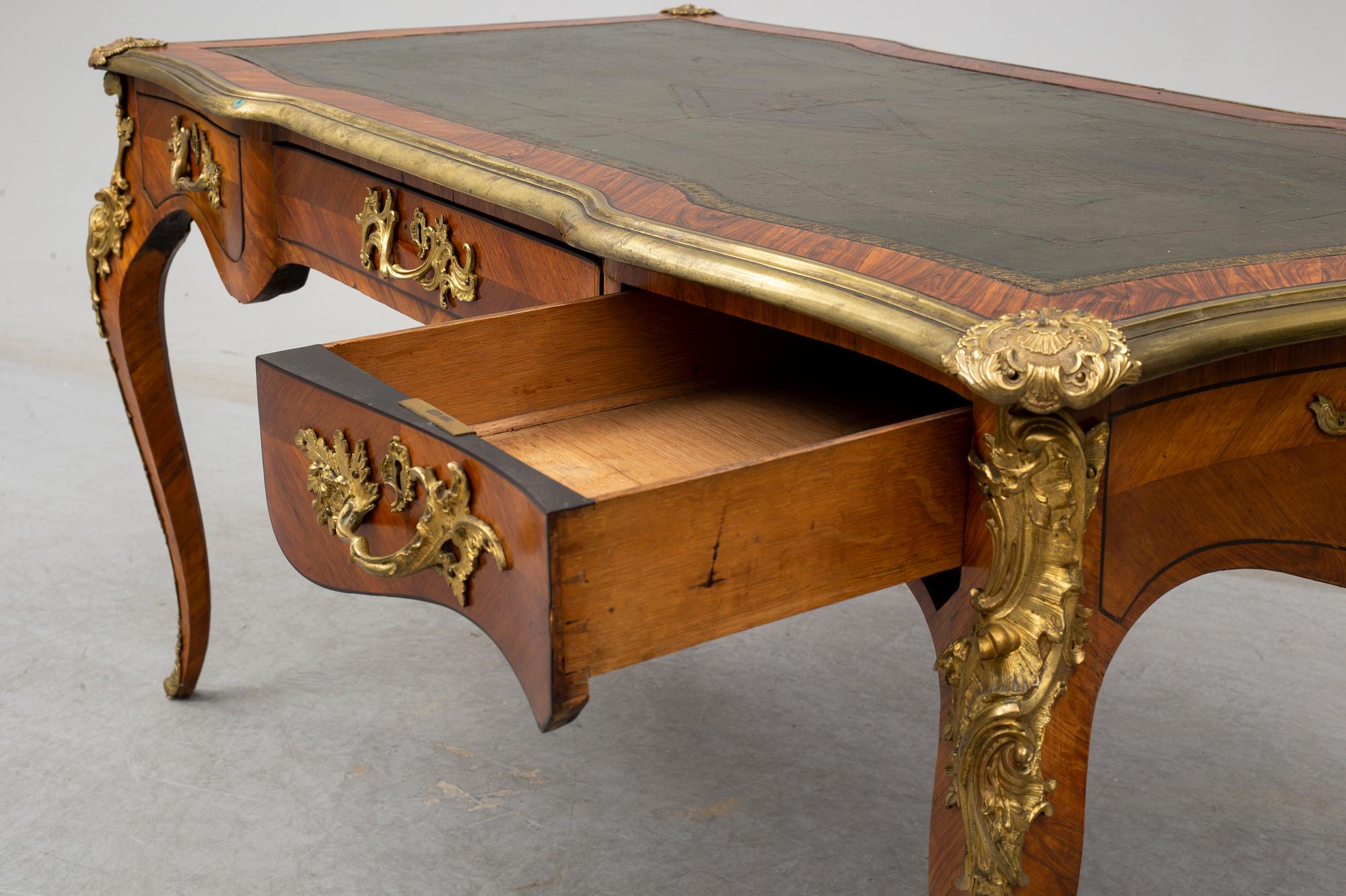 A second half 19th century Louis XV-style writing desk.