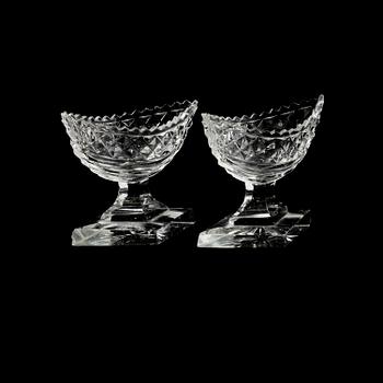 SALTKAR, ett par, glas, empire, 1800-talets första hälft.