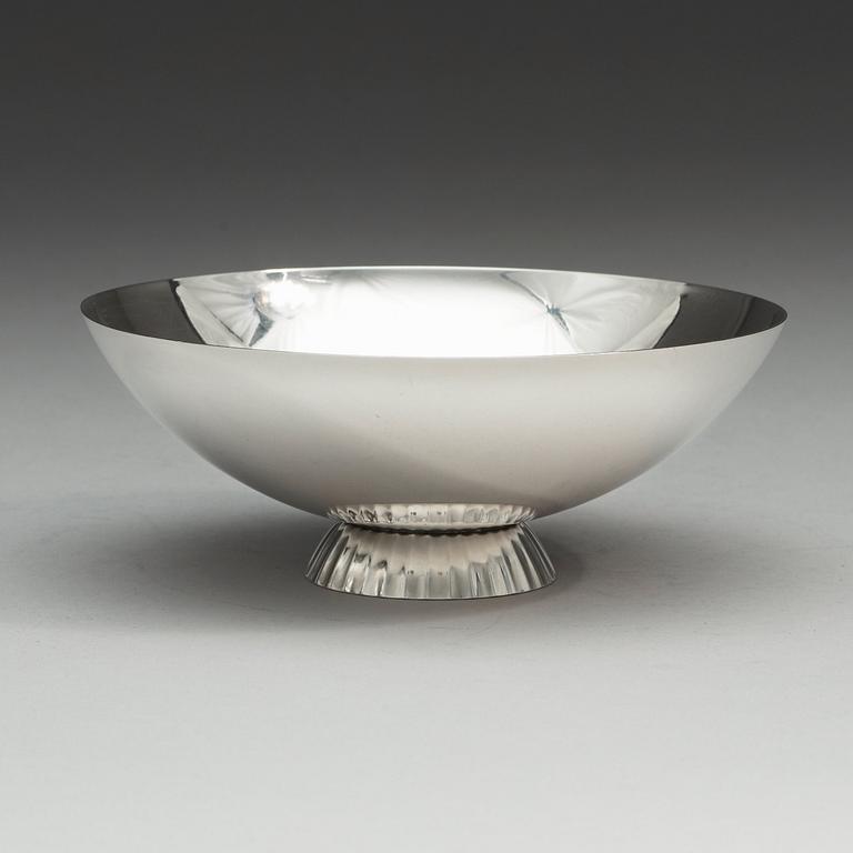 A Sigvard Bernadotte sterling bowl, Georg Jensen, Copenhagen 1945-77.