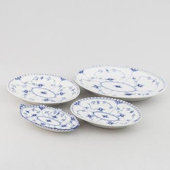 Royal copenhagen, xx pieces of a 'Musselmalet' porcelain service with half lace and full lace pieces, Denmark.