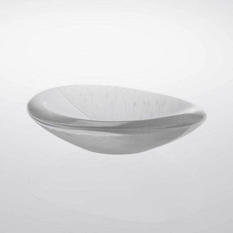 TAPIO WIRKKALA, SKÅL, "Sulka" (Fjäder), signerad Tapio Wirkkala, Iittala.