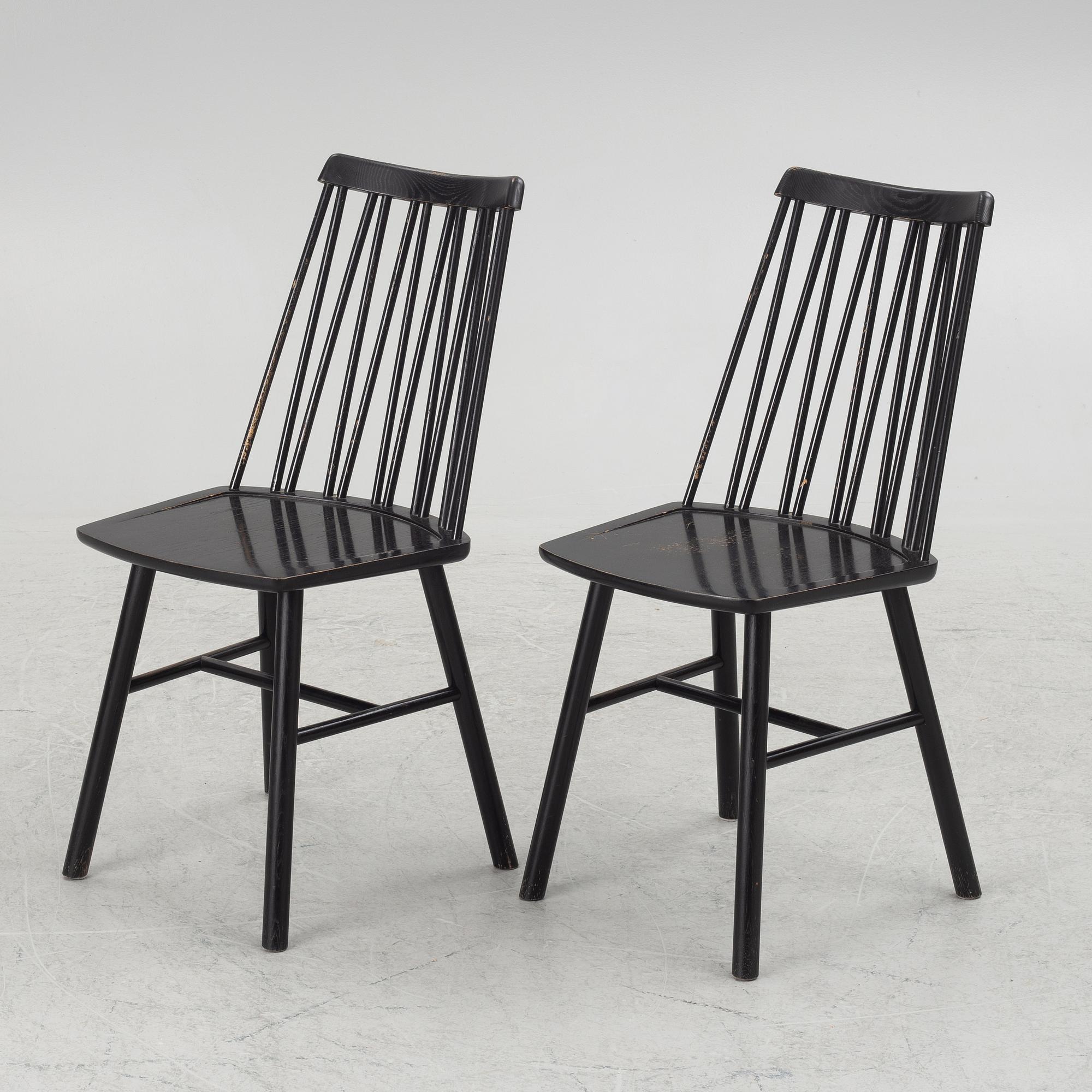Hans K. dining table and two chairs "Zig-zag, contemporary.