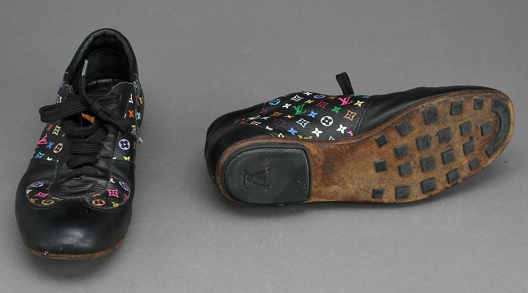 SKOR, Louis Vuitton.