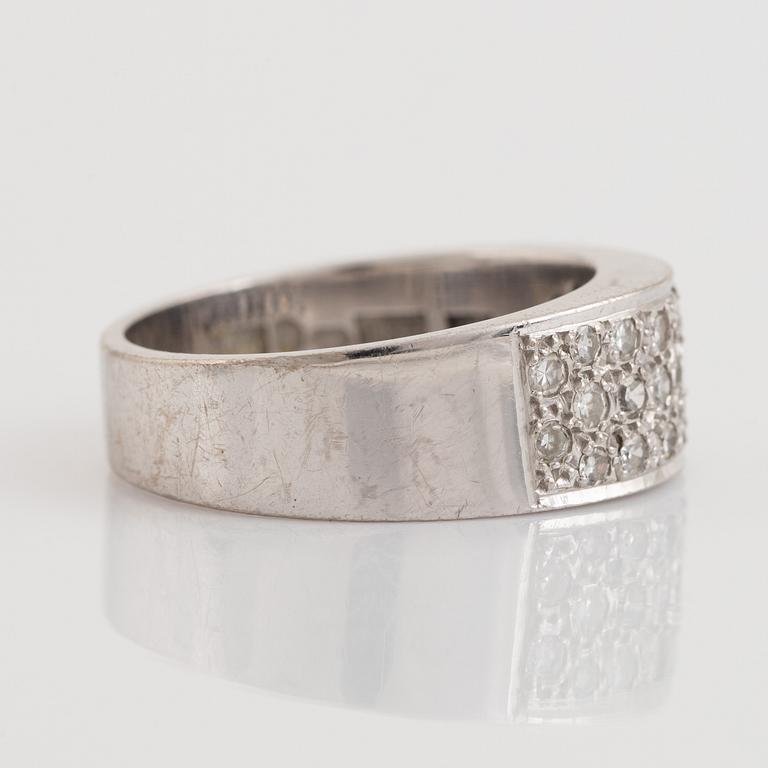 Brilliant- and eight cut diamond ring, 18K white gold.